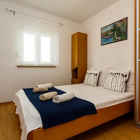 Apartments Jura Krk Town Exterior photo