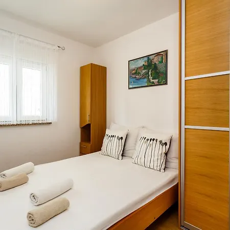 Apartments Jura Krk Town Exterior photo