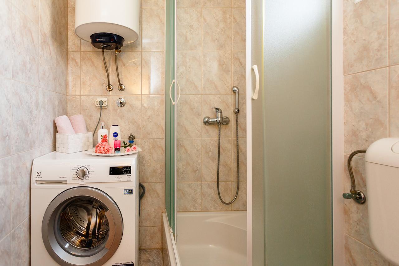 Jura Apartma Krk Town